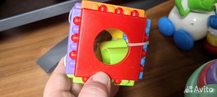 Развивающие игрушки