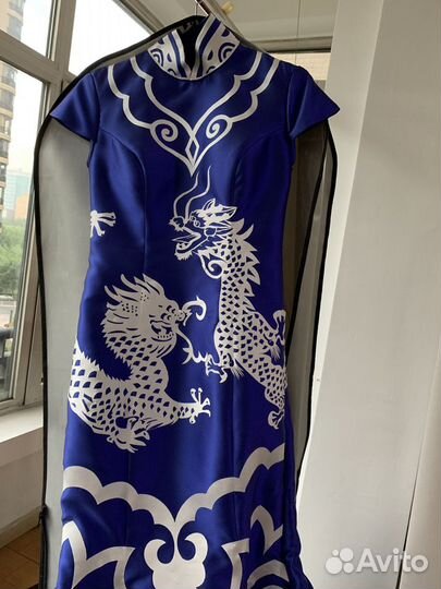 Платье женское