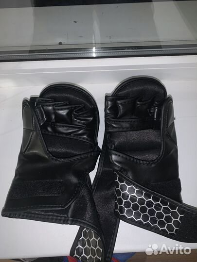 Боксерские перчатки, перчатки мма, крабы