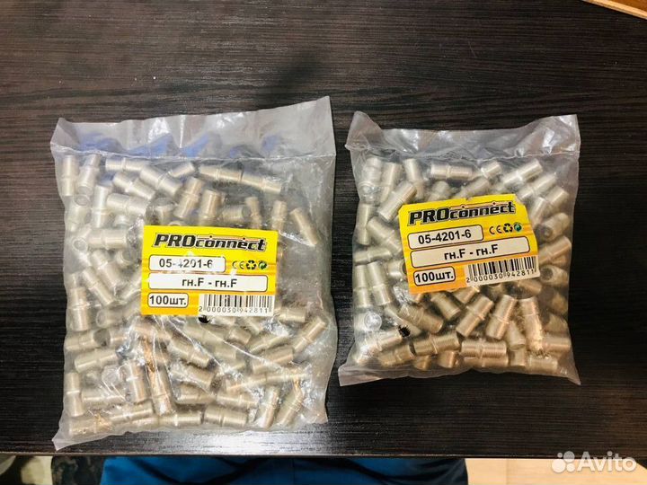 Комплектующие для кабельных работ RG-6 TV коаксиал