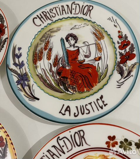Набор тарелок Dior