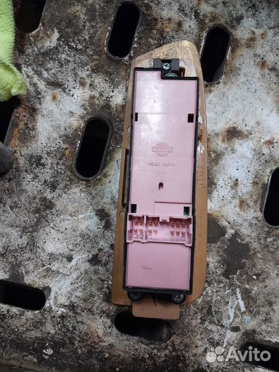 Блок стеклоподъемников Nissan Maxima a32,Максима