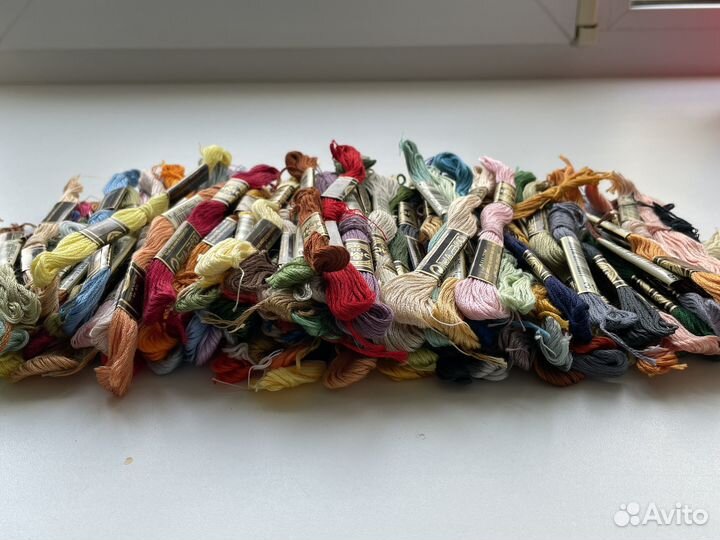 Нитки для вышивания DMC