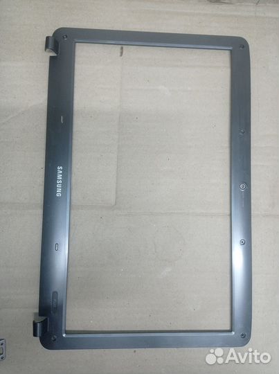 Рамка матрицы ноутбука Samsung R525