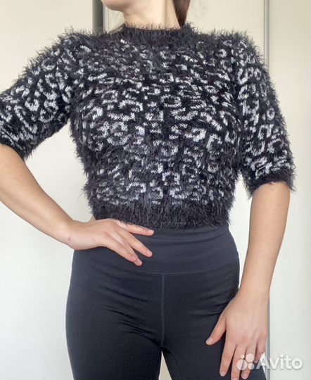Свитер женский