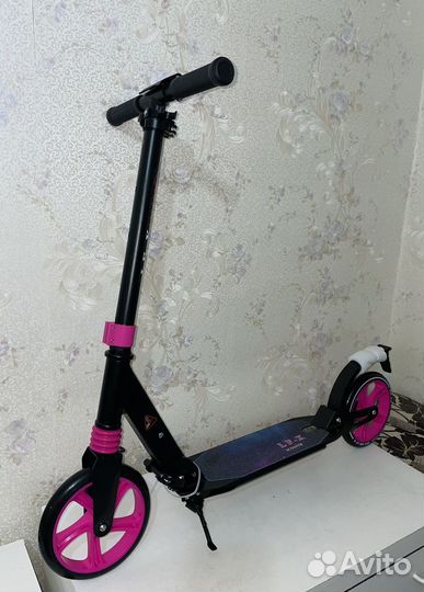 Самокат 6+ с аммортизаторами Scooter розовый