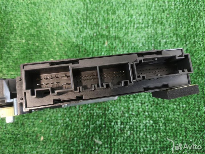 Мотор стеклоподъёмника задний правый volkswagen T