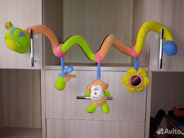 Игрушки для малышей разные