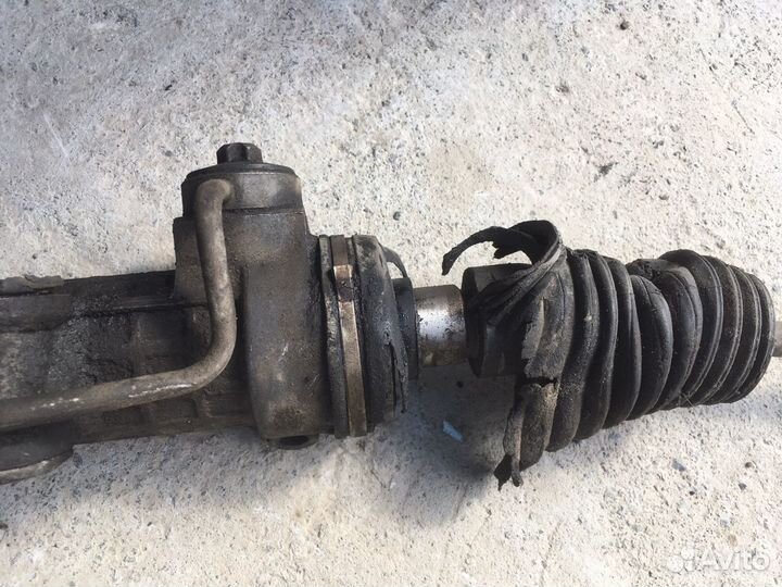 Рулевая рейка mercedes 220