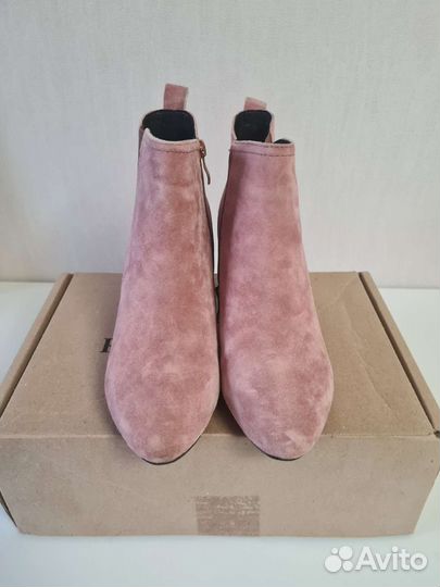 Ботильоны C.H.I.C. 37