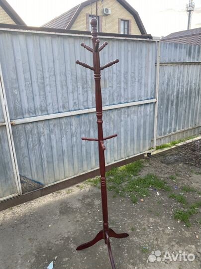 Вешалка напольная