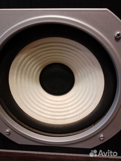 Цена до 28.Акустика полочная toshiba LS140W