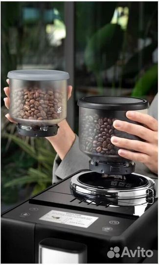 Кофемашина Delonghi exam440.35.B