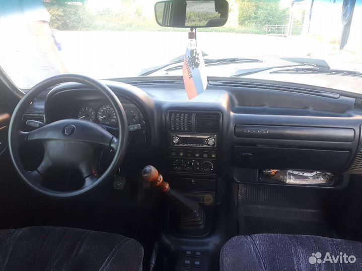 ГАЗ 31105 Волга 2.3 МТ, 2005, 128 000 км