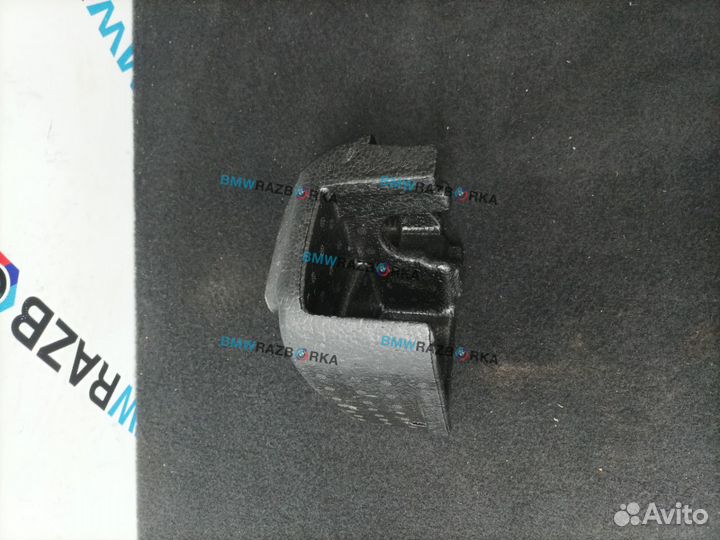 Накладка на сиденье Tesla Model 3 2022