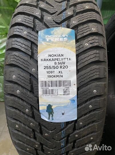Nokian Tyres Hakkapeliitta 8 SUV 255/50 R20