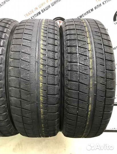 Bridgestone Blizzak Revo GZ 215/60 R17 96S