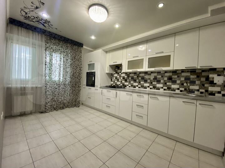 3-к. квартира, 89,7 м², 3/5 эт.