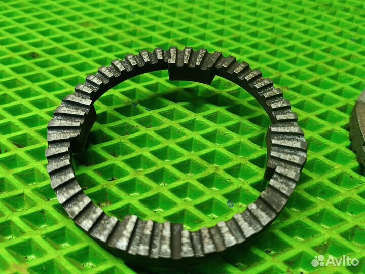 Кольцо abs Mitsubishi carisma заднее