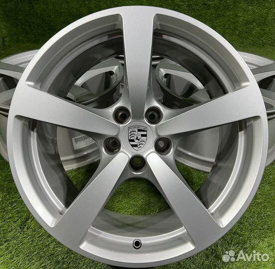 Одноширокие, кованные диски Porsche Macan, r18 9J