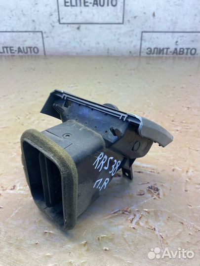 Воздуховод передний правый Lr Range Rover Sport