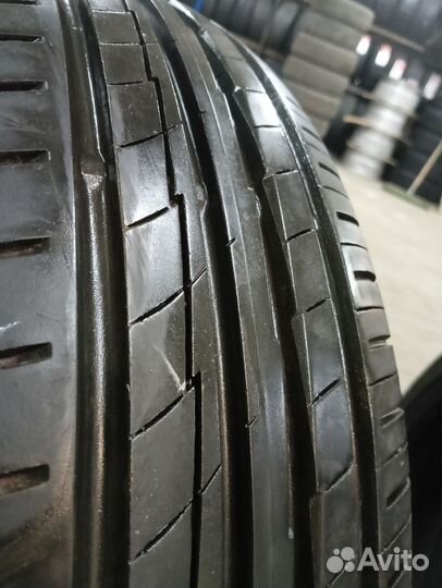 Yokohama BluEarth AE50 215/65 R17 99V