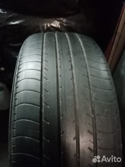 Yokohama BluEarth E70 215/55 R17 70E