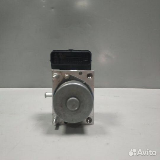 Блок ABS Renault Sandero 2 K7M812 2019