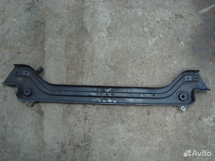 Кронштейн радиатора W164 M642 A1646201034