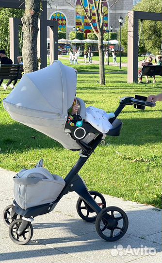Прогулочная коляска stokke