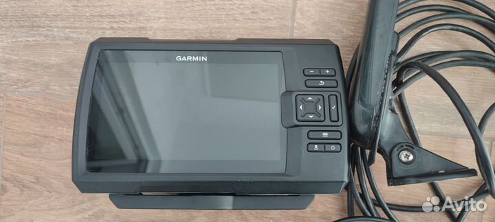 Эхолот Garmin Striker 7 sv vivid + крышка