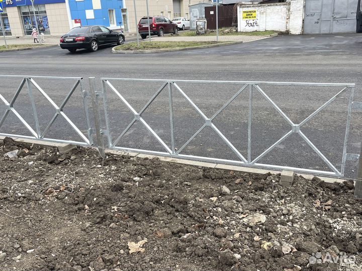 Дорожные ограждения перила