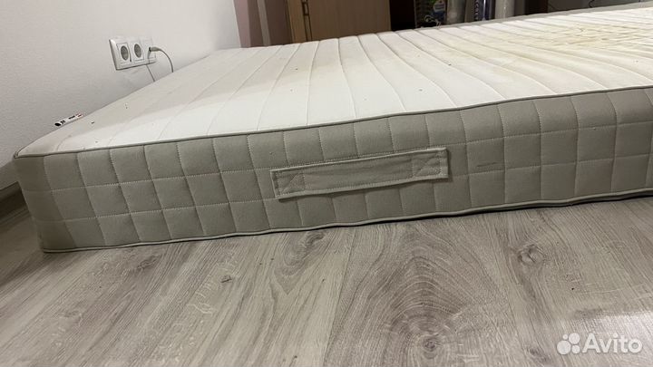 Матрас 140х200 IKEA