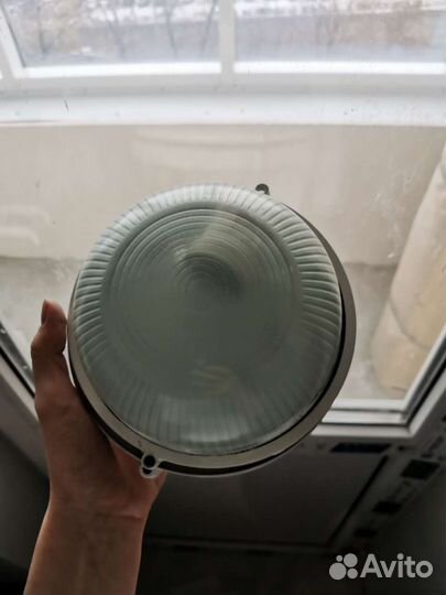 Светильник настенный в санузел