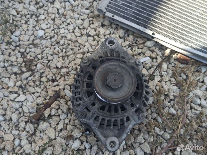 Генератор Nissan Almera n15 1.6 Primera P11