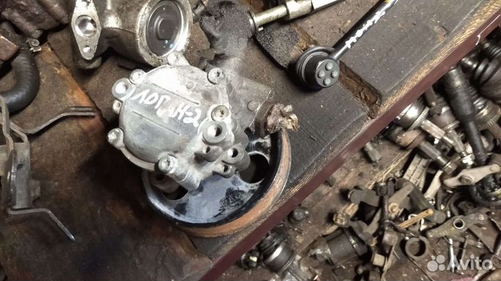 Насос гидроусилителя руля,гур.Renault Logan 2.2015
