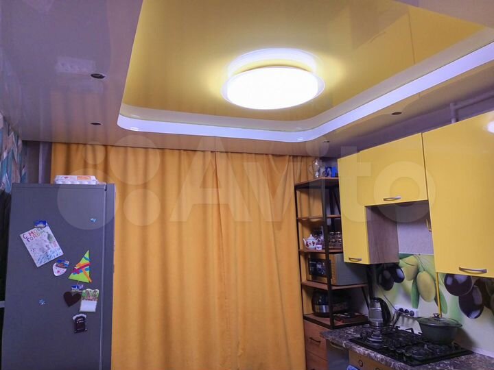 2-к. квартира, 52 м², 1/5 эт.