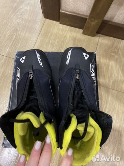 Лыжные ботинки Fisher