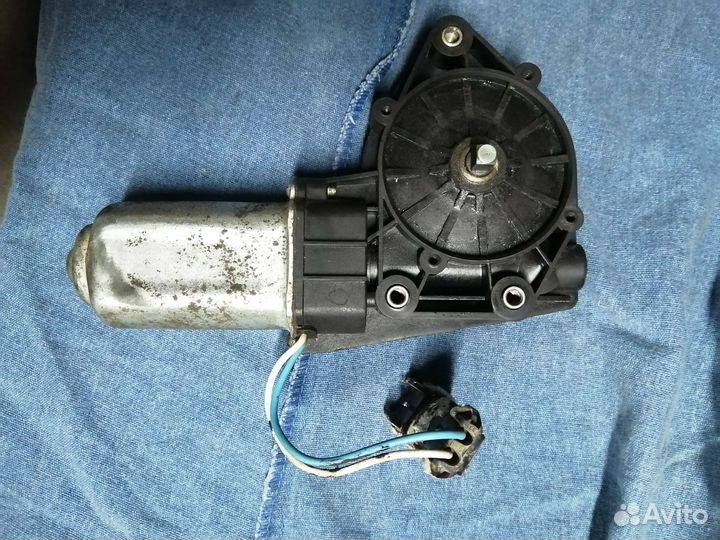 Моторчик стеклоподъемника ваз