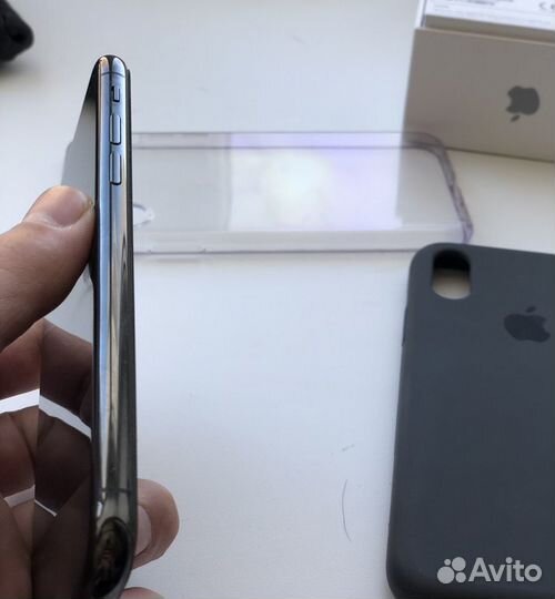 iPhone X, 256 ГБ