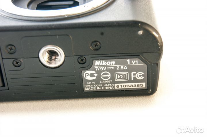 Nikon 1 V1 без аккумулятора и зу