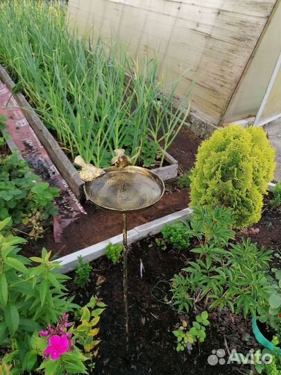 Опора для растений. Кормушка поилка,клетка