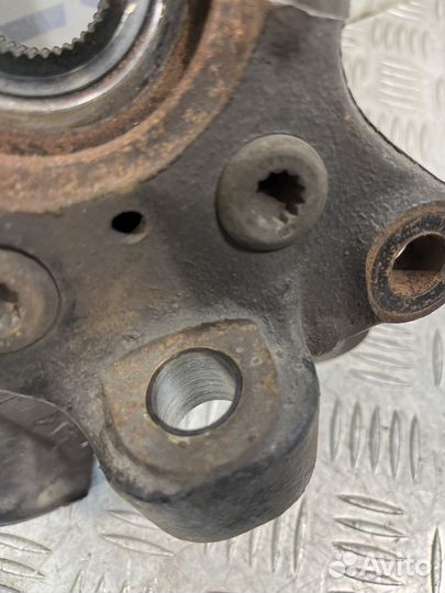 Кулак поворотный передний левый Volkswagen Teramon