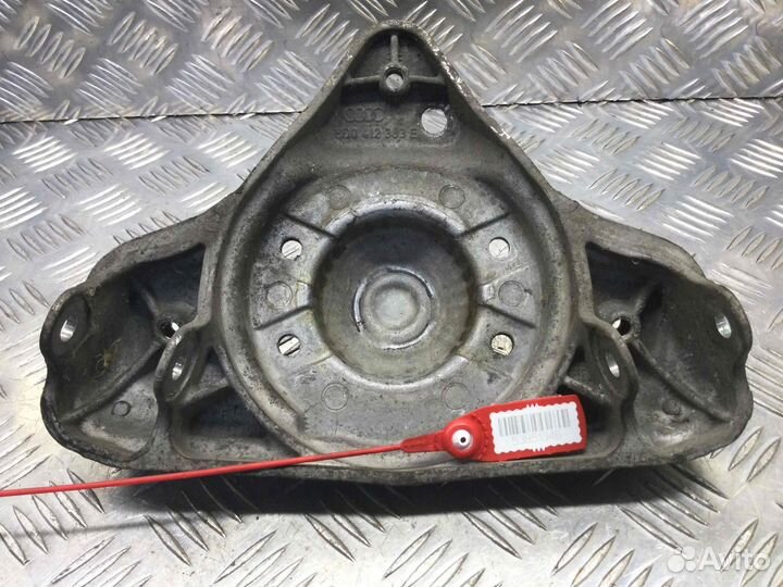 Опора амортизатора верхняя (чашка) Audi A6 3d04123