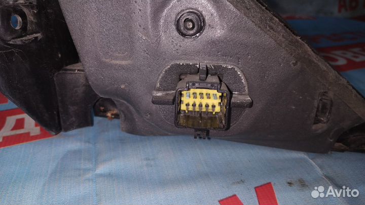 Зеркало переднее левое Рено Сценик