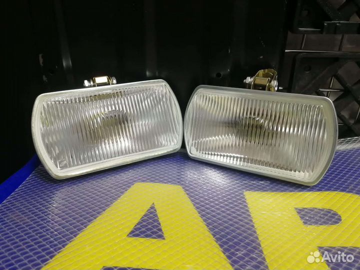 Фара противотуманная Камаз Газ ЗИЛ Маз белые