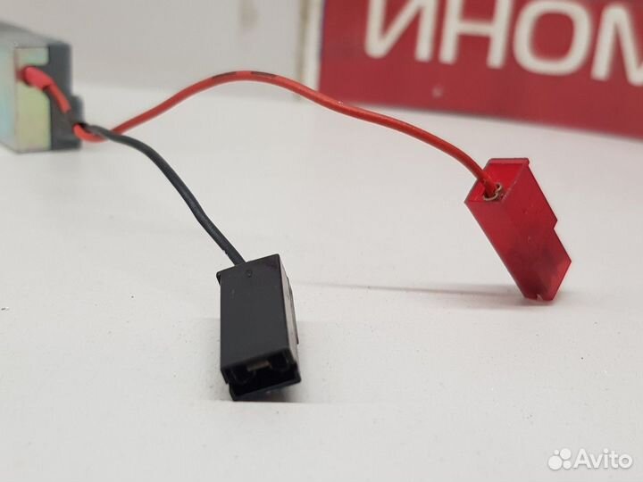 Антенна (Kia Quoris)