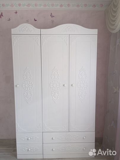 Мебель в детскую для девочки