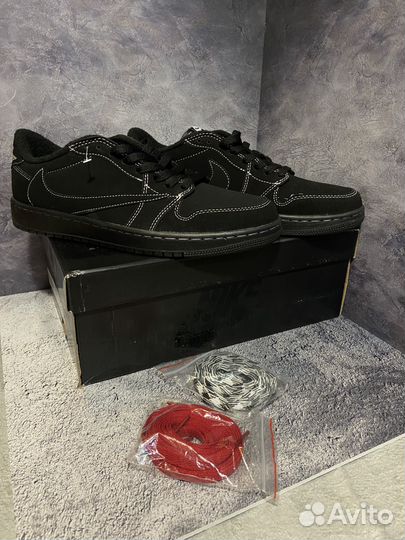 Nike Air Jordan 1 low x travis scott