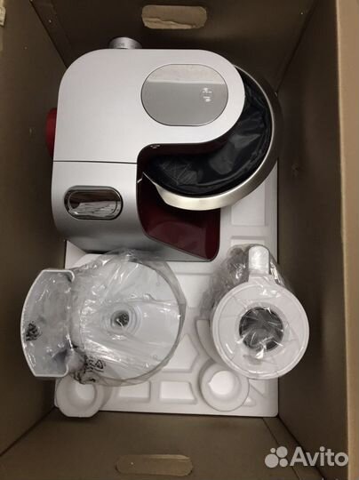 Кухонный комбайн Bosch MUM5